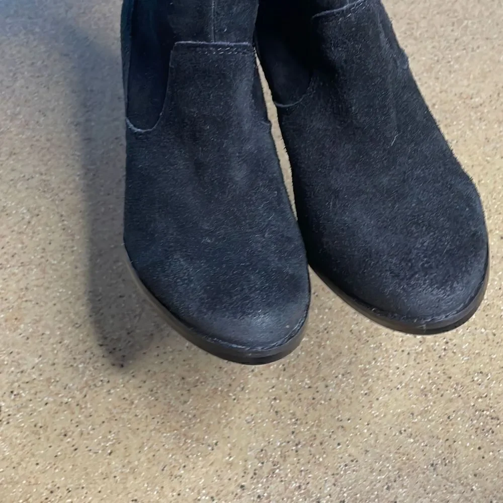 Zodiac “Pandell” Black Distressed Suede Scrunch Shaft Heeled Boots sz 6.5